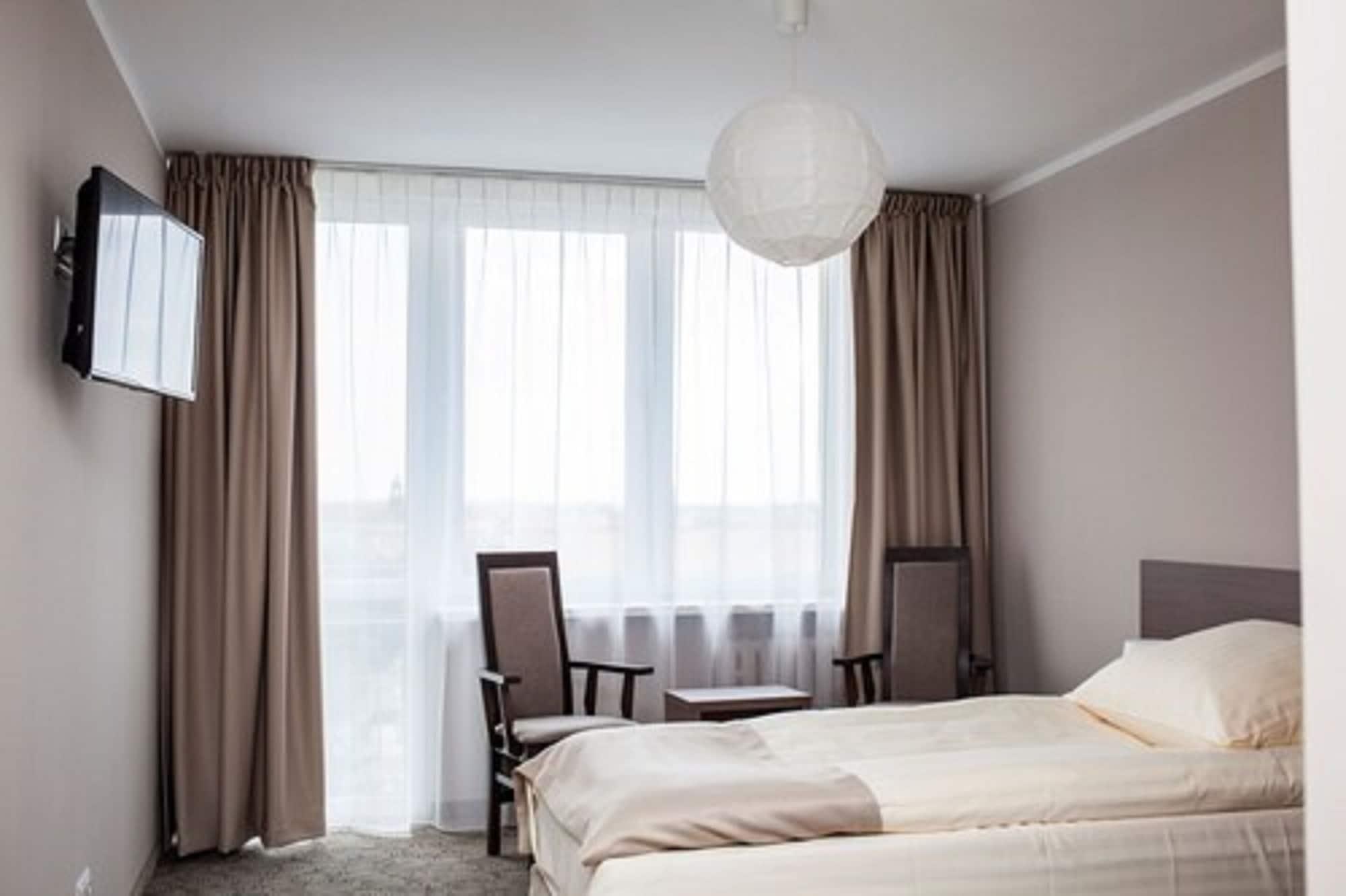 Four Points By Sheraton Wrocław Exteriör bild