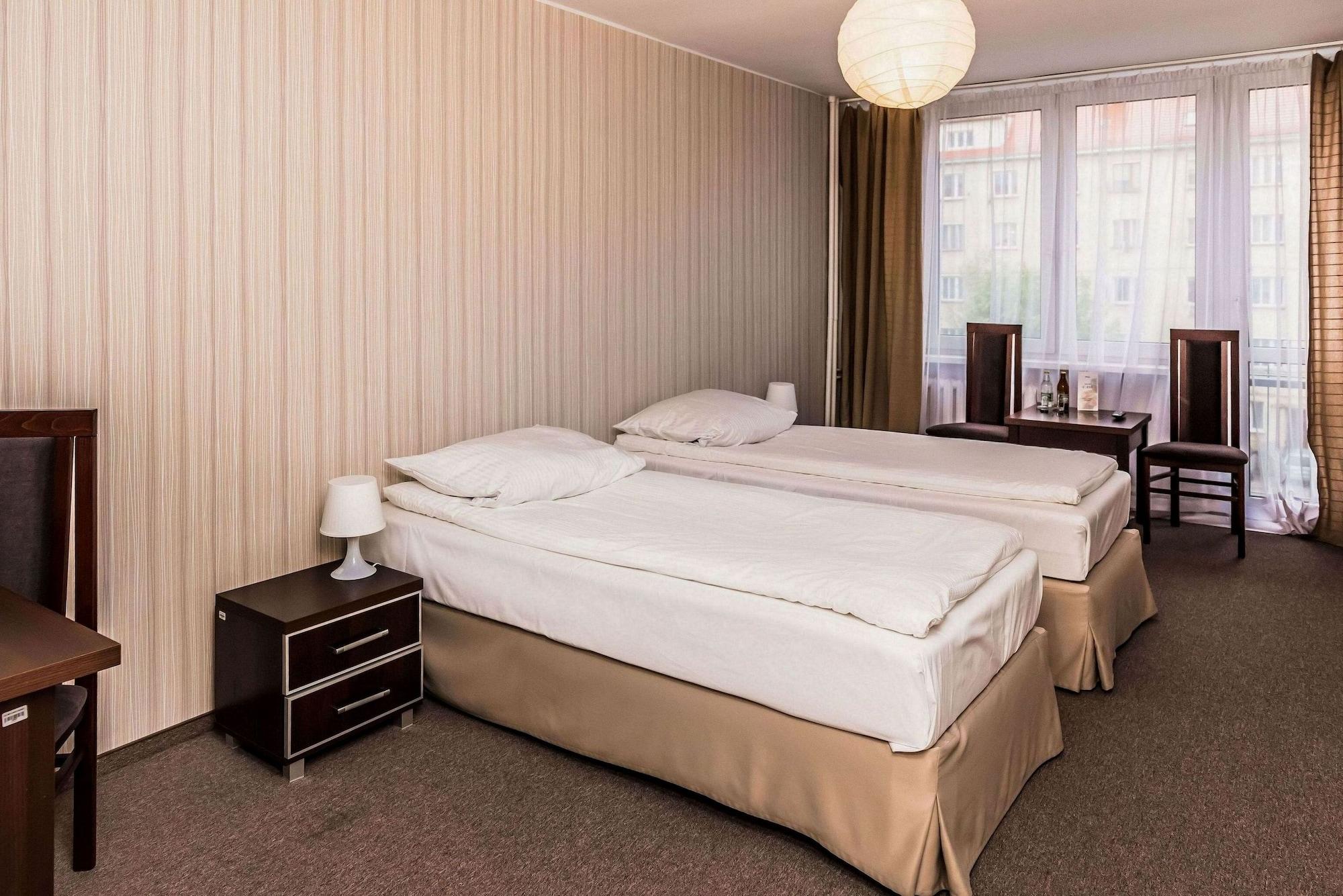 Four Points By Sheraton Wrocław Exteriör bild