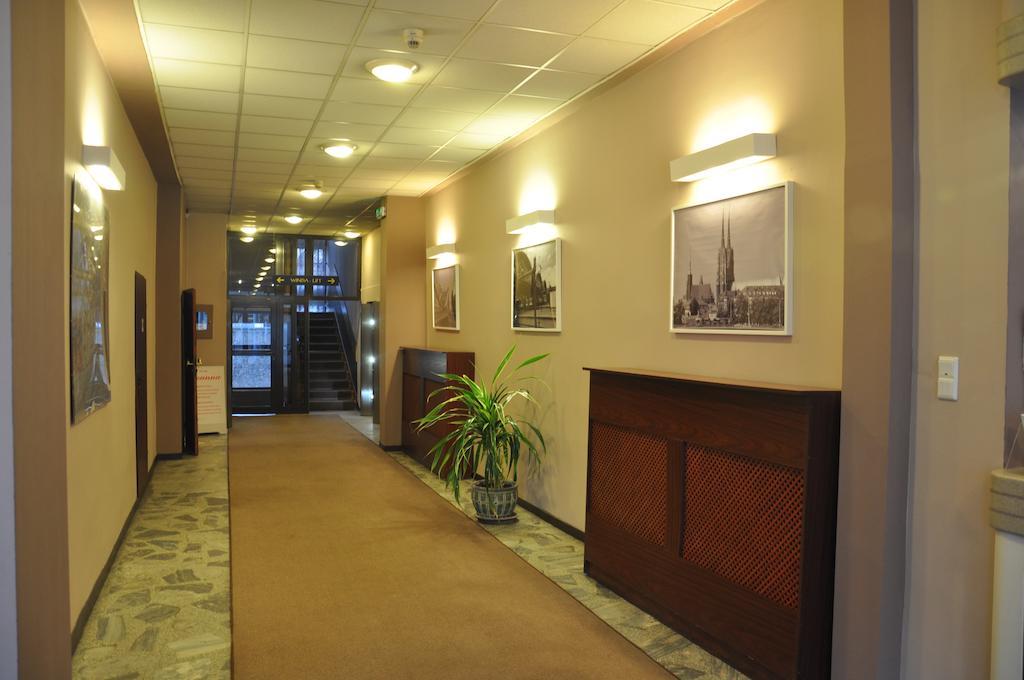 Four Points By Sheraton Wrocław Exteriör bild